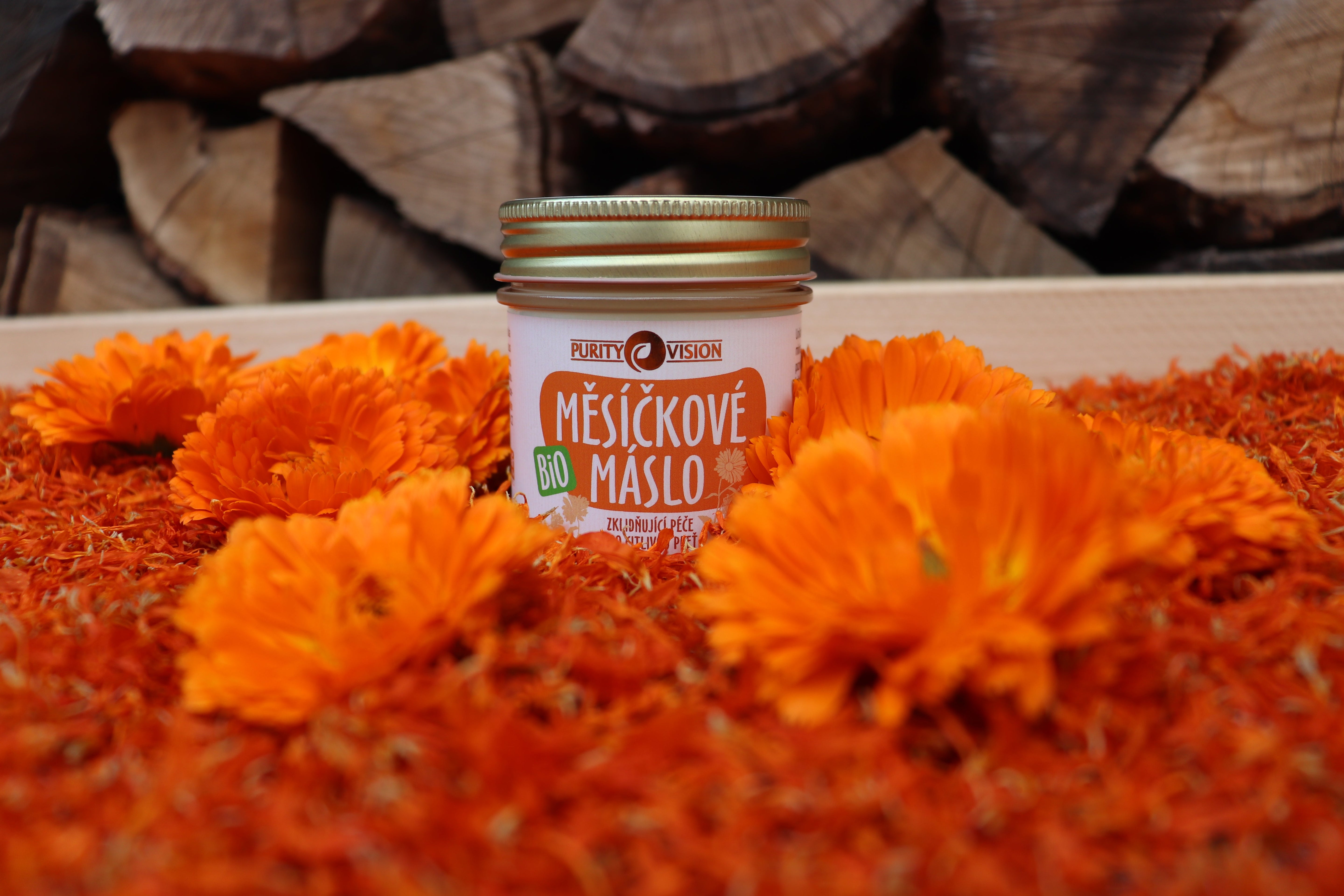 Natural cosmetics from Calendula officinalis
